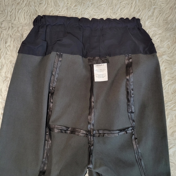 The Row Leather Leggings - Picture 11 of 16